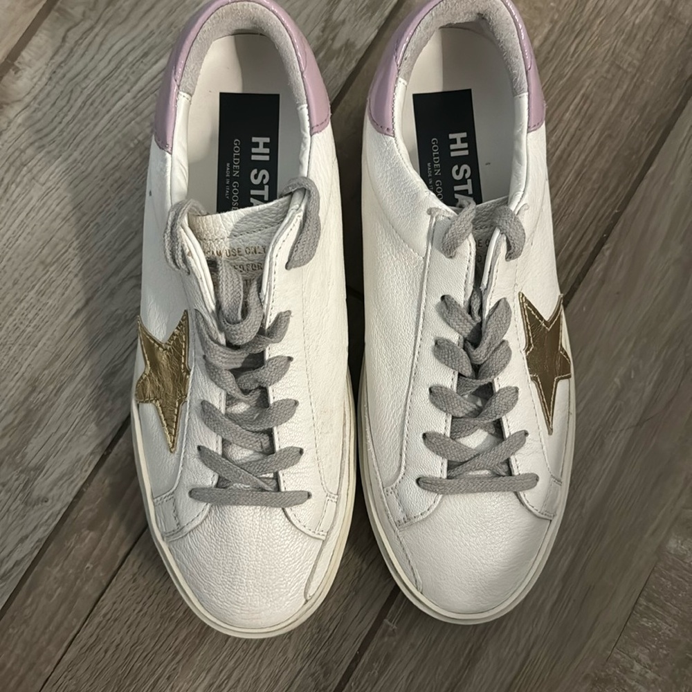 Golden goose hi star D2 white gold lilac worn once !
